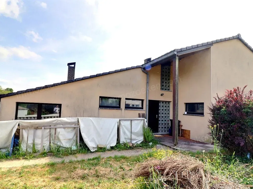 Huis in Mettet Te Koop - 325337 | Immozoeken