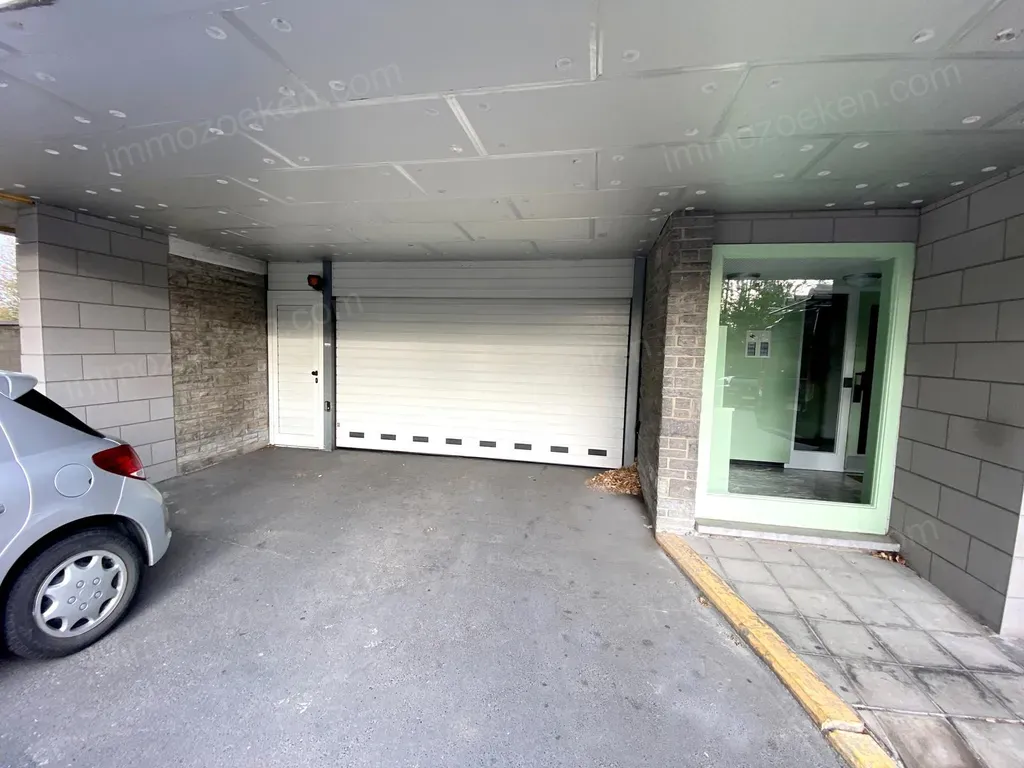 Garage in Gilly Te Koop - 324619 | Immozoeken