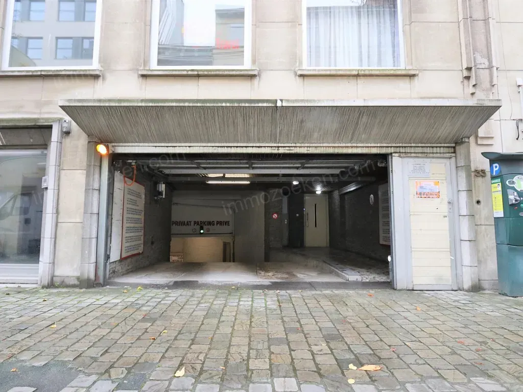 Rue Montoyer 33, 1000 Brussel - 6745 | Immozoeken
