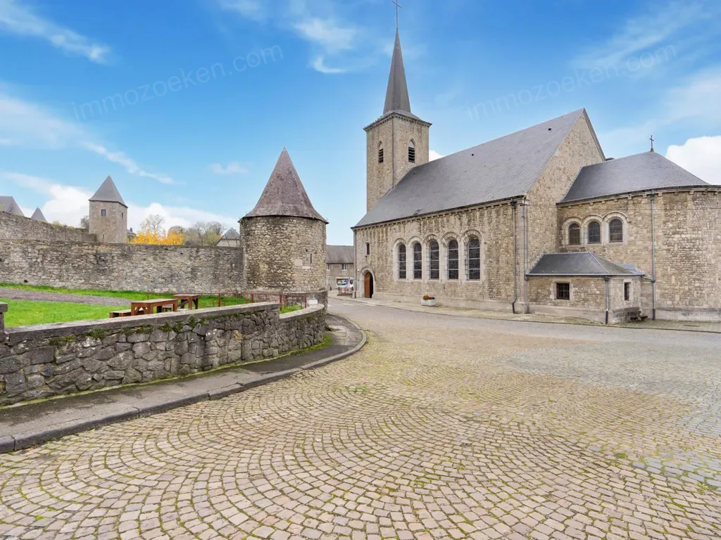 Place du Vieux Château 5, 5651 Thy-le-château - 350667 | Immozoeken