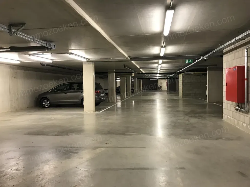 Garage in Maasmechelen Te Koop - 7732 | Immozoeken
