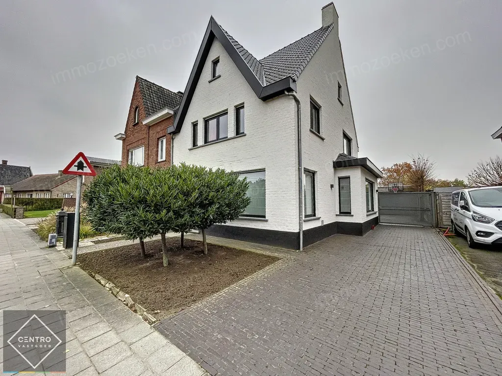 Huis in Oostnieuwkerke Te Koop - 339862 | Immozoeken